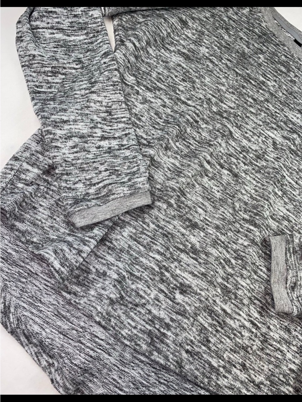 Long Sleeve - Picture 5 of 9